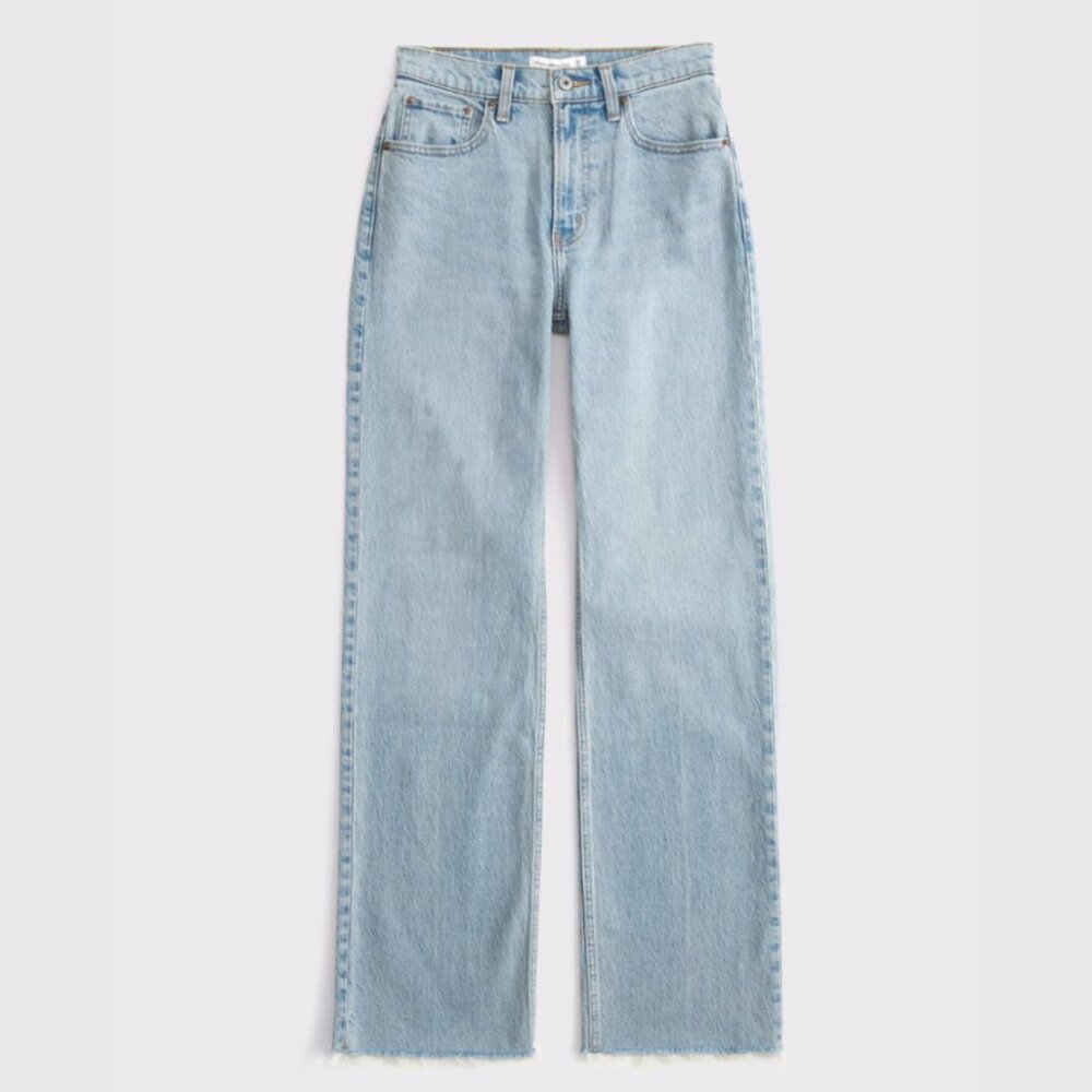 Abercrombie Curve Love High Rise 90s Relaxed Jean - Light/Raw Hem/31L